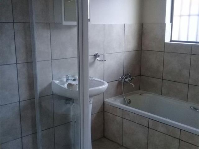 To Let 1 Bedroom Property for Rent in Vaalpark Free State